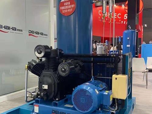 螺桿空壓機(jī)